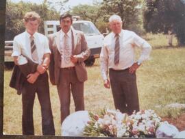 Begrafnis - Nico, Hennie en Oom Boet